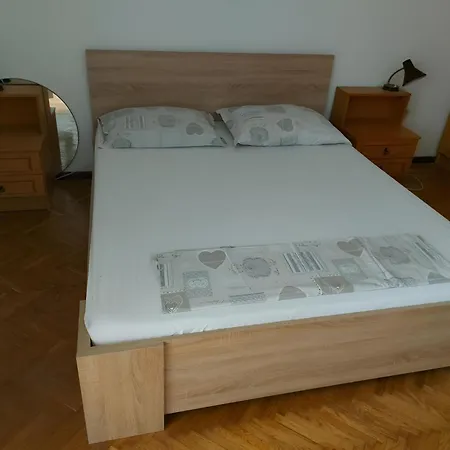 Apartment Spacious 2-bedroom Split